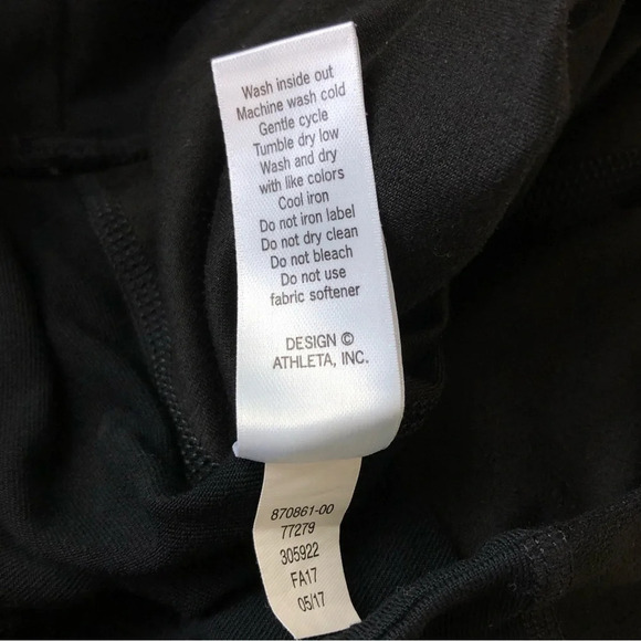 Athleta Black Suede Strut Tight Leggings size Medium - Picture 9 of 9